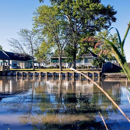 A Chateau On The Bayou Bed & Breakfast Raceland Экстерьер фото