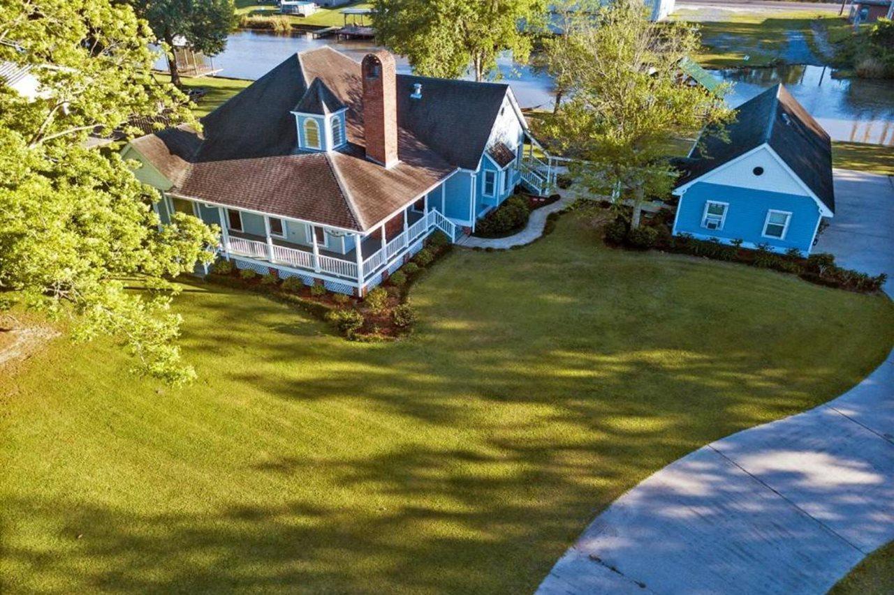 A Chateau On The Bayou Bed & Breakfast Raceland Экстерьер фото