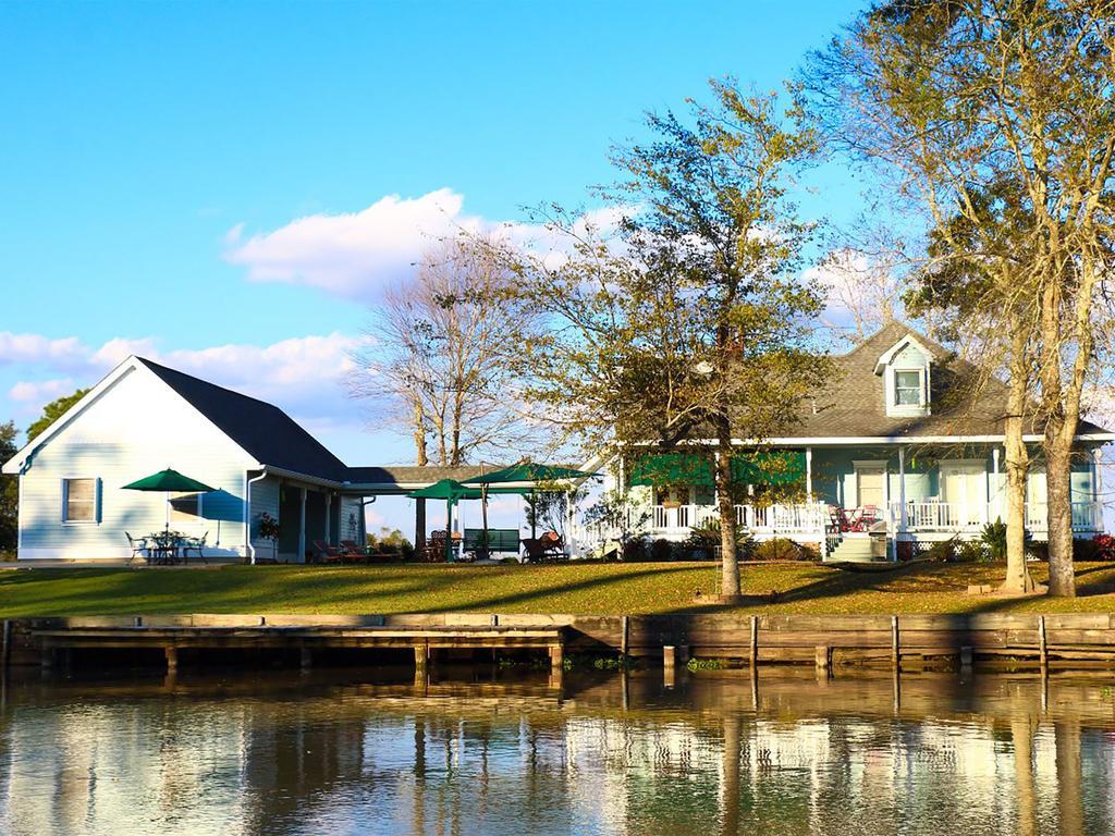 A Chateau On The Bayou Bed & Breakfast Raceland Экстерьер фото