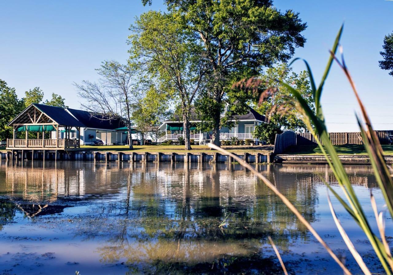 A Chateau On The Bayou Bed & Breakfast Raceland Экстерьер фото